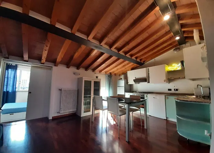 Sui Tetti Di Apartment *